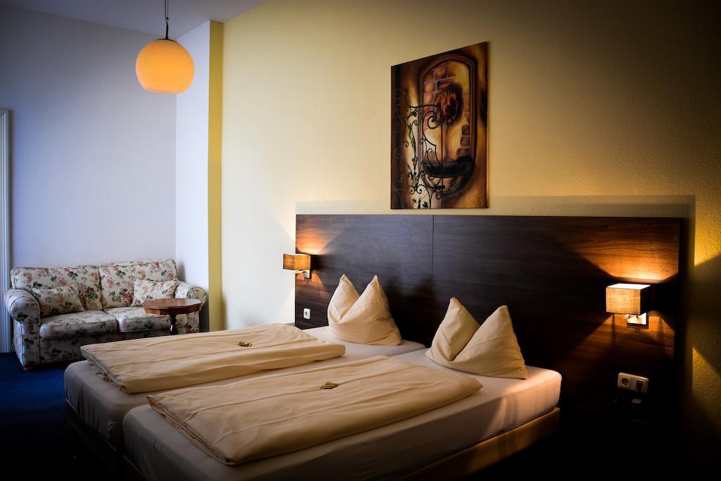 Hotel Am Landeshaus Wiesbaden Pokój zdjęcie