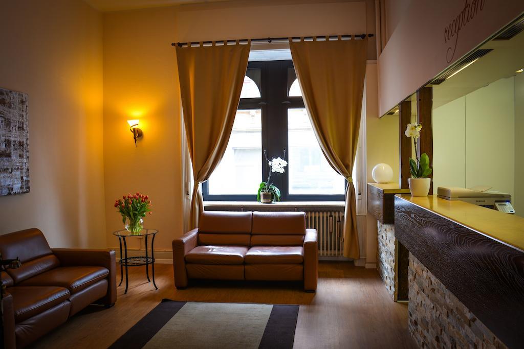 Hotel Am Landeshaus Wiesbaden Zewnętrze zdjęcie